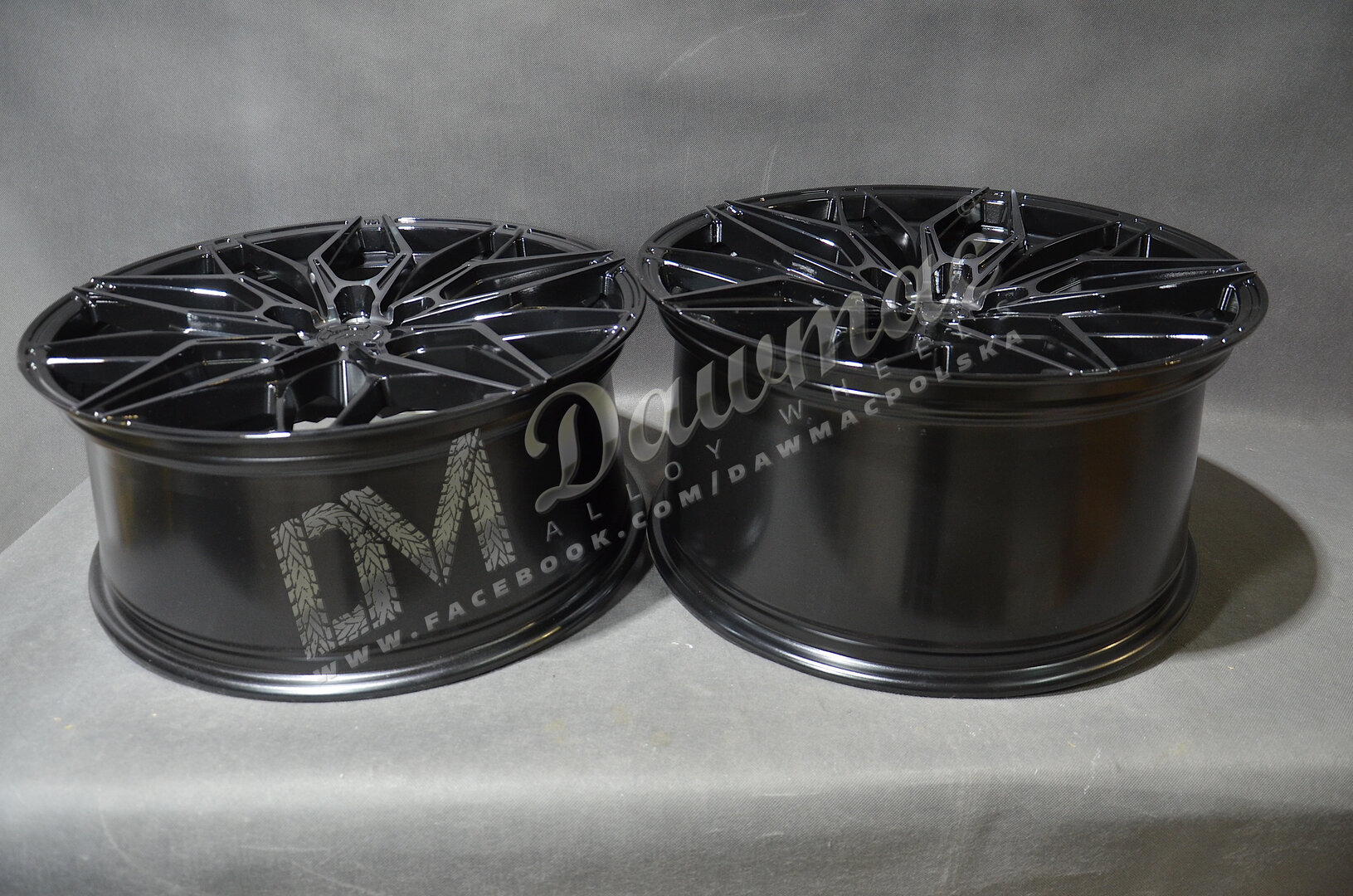 Japan Racing JR46 19" 9J ET20-ET51 + 10J ET15-ET51 BLANK Black Machined w/Tinted Face - obrazek 7