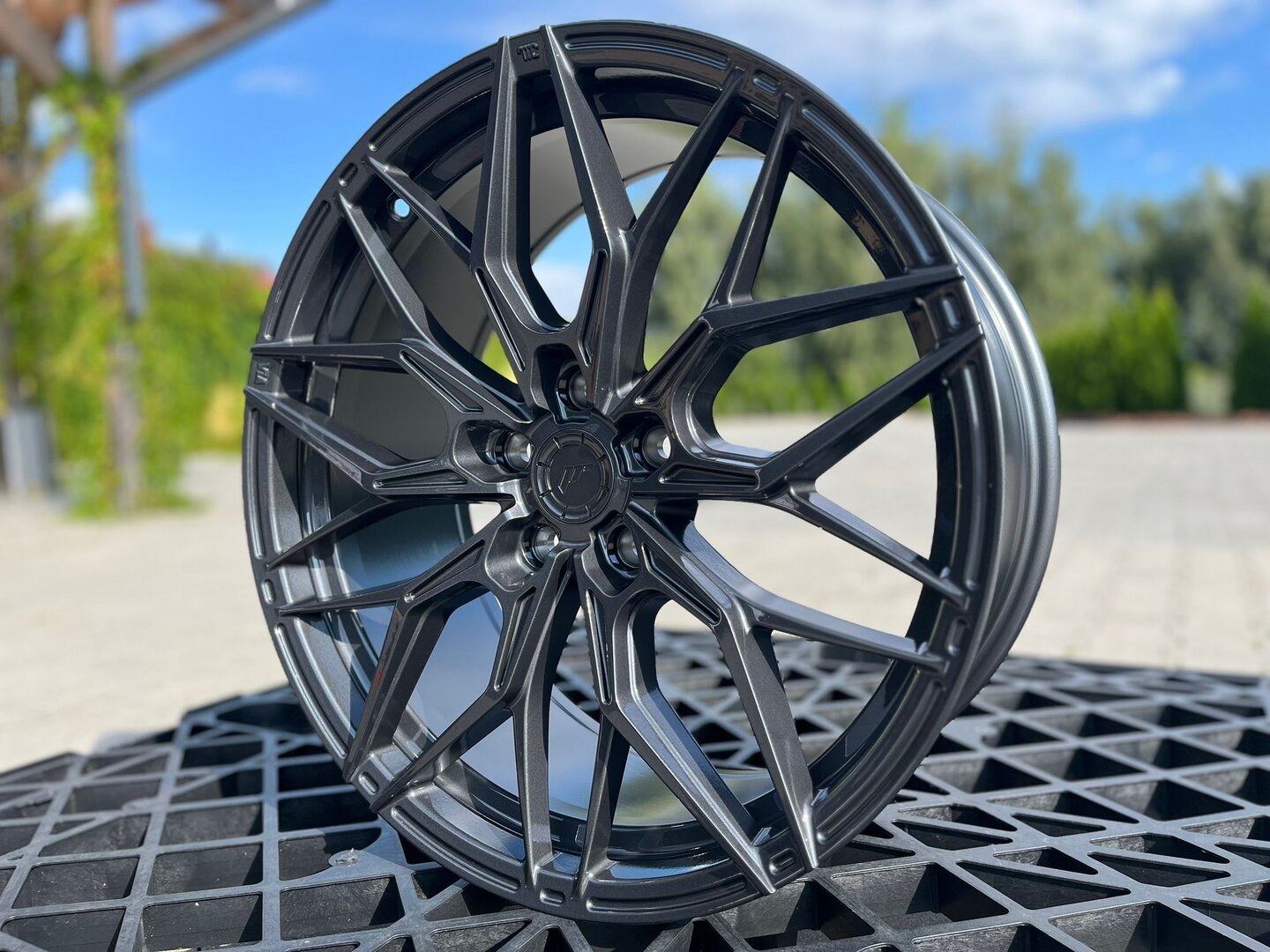 Japan Racing JR46 20" 8,5J ET20-ET45 + 9,5J ET20-ET40 BLANK Hyper Gray - obrazek 4