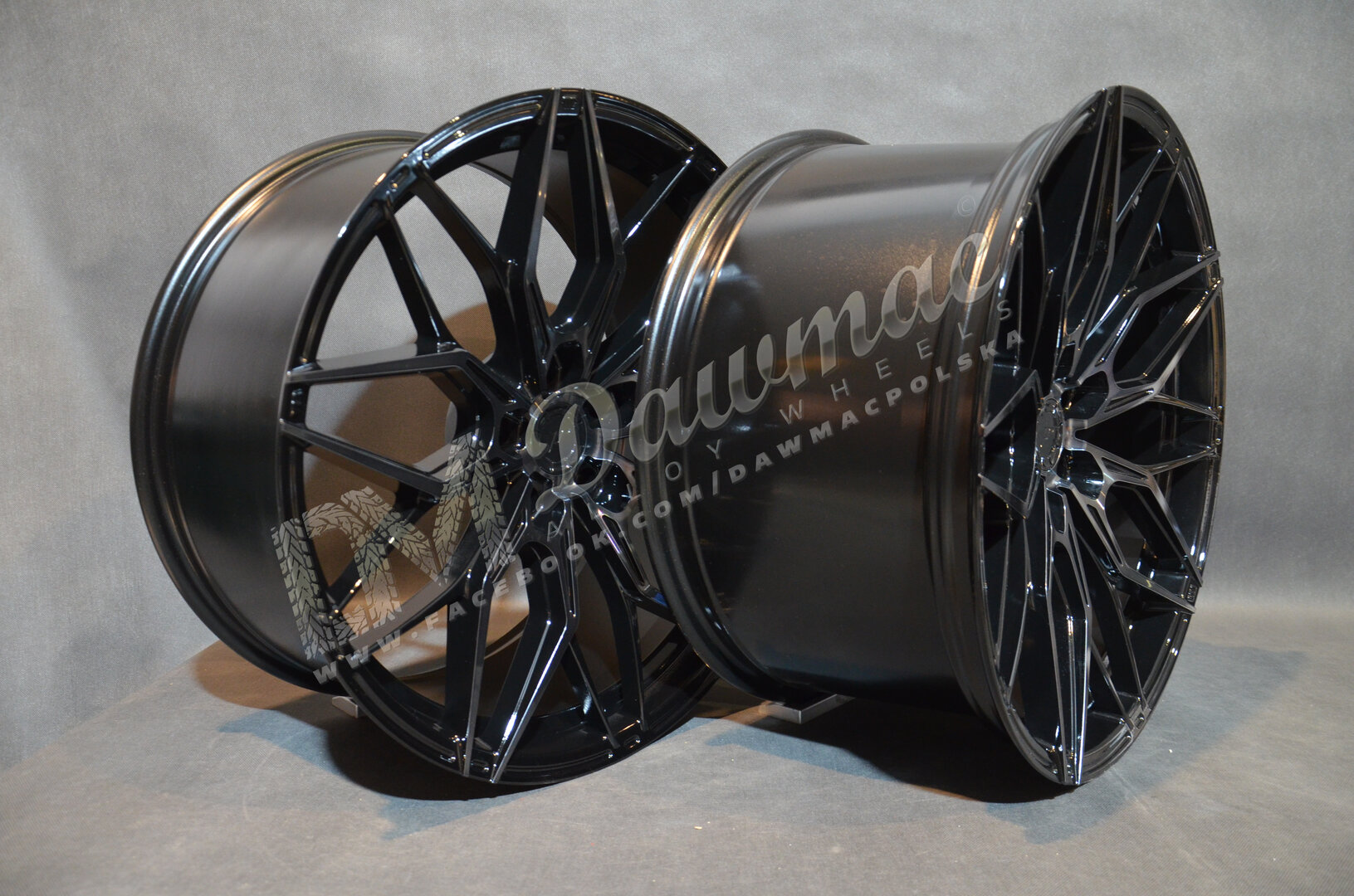 Japan Racing JR46 20" 9,5J ET20-ET40 + 10,5J ET15-ET35 BLANK Black Machined w/Tinted Face - obrazek 4