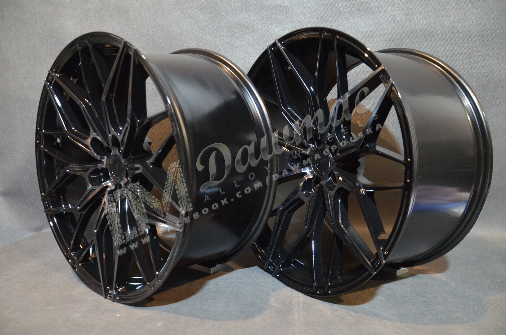 Japan Racing JR46 20" 9,5J ET20-ET40 + 10,5J ET15-ET35 BLANK Black Machined w/Tinted Face - obrazek 5