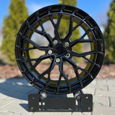 Japan Racing JR48 19" 8,5J ET45 5x112 Gloss Black