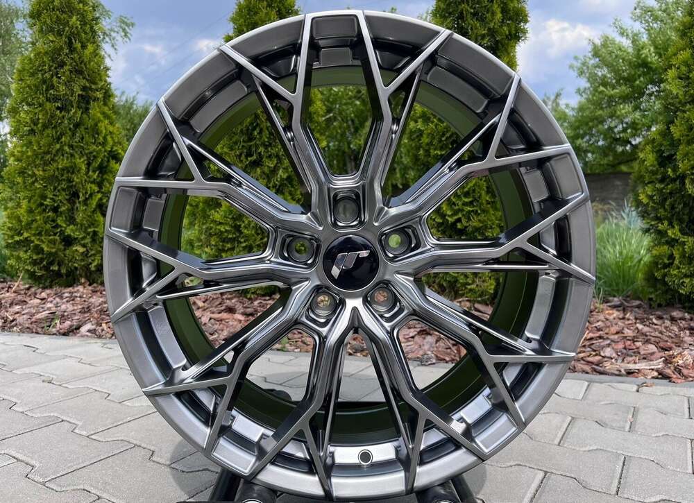 Japan Racing JR49 19" 8J ET20-ET40 + 9J ET20-ET40 BLANK Hyper Black