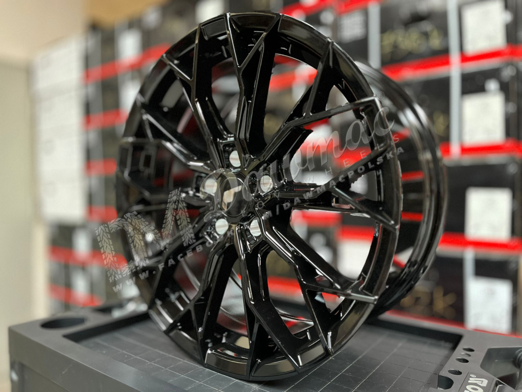 Japan Racing JR49 19" 9J ET20-ET40 + 10J ET15-50 BLANK Gloss Black - obrazek 7