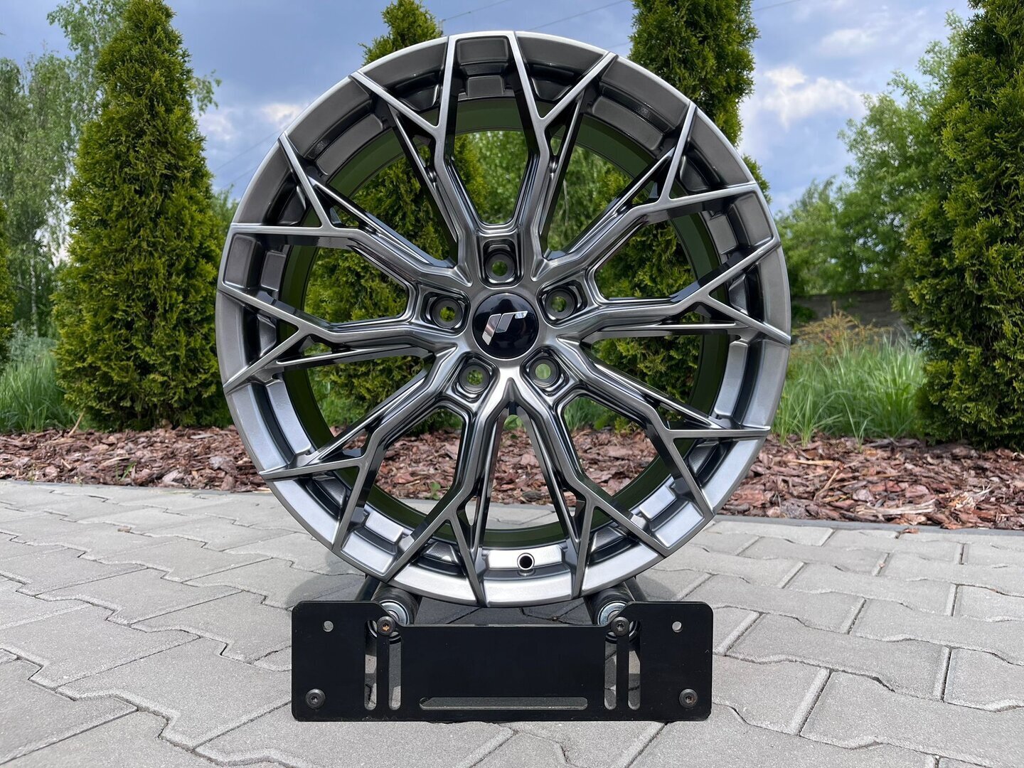 Japan Racing JR49 20" ET20-ET51 + 10J ET20-ET48 BLANK Hyper Black - obrazek 6