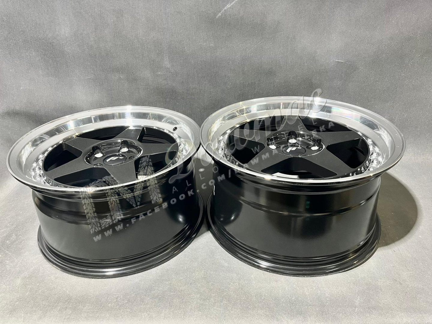 Japan Racing JR6 15" 7J ET25 + 8J ET25 4x100/4x108 Glossy Black w/ Machined Lip - obrazek 7