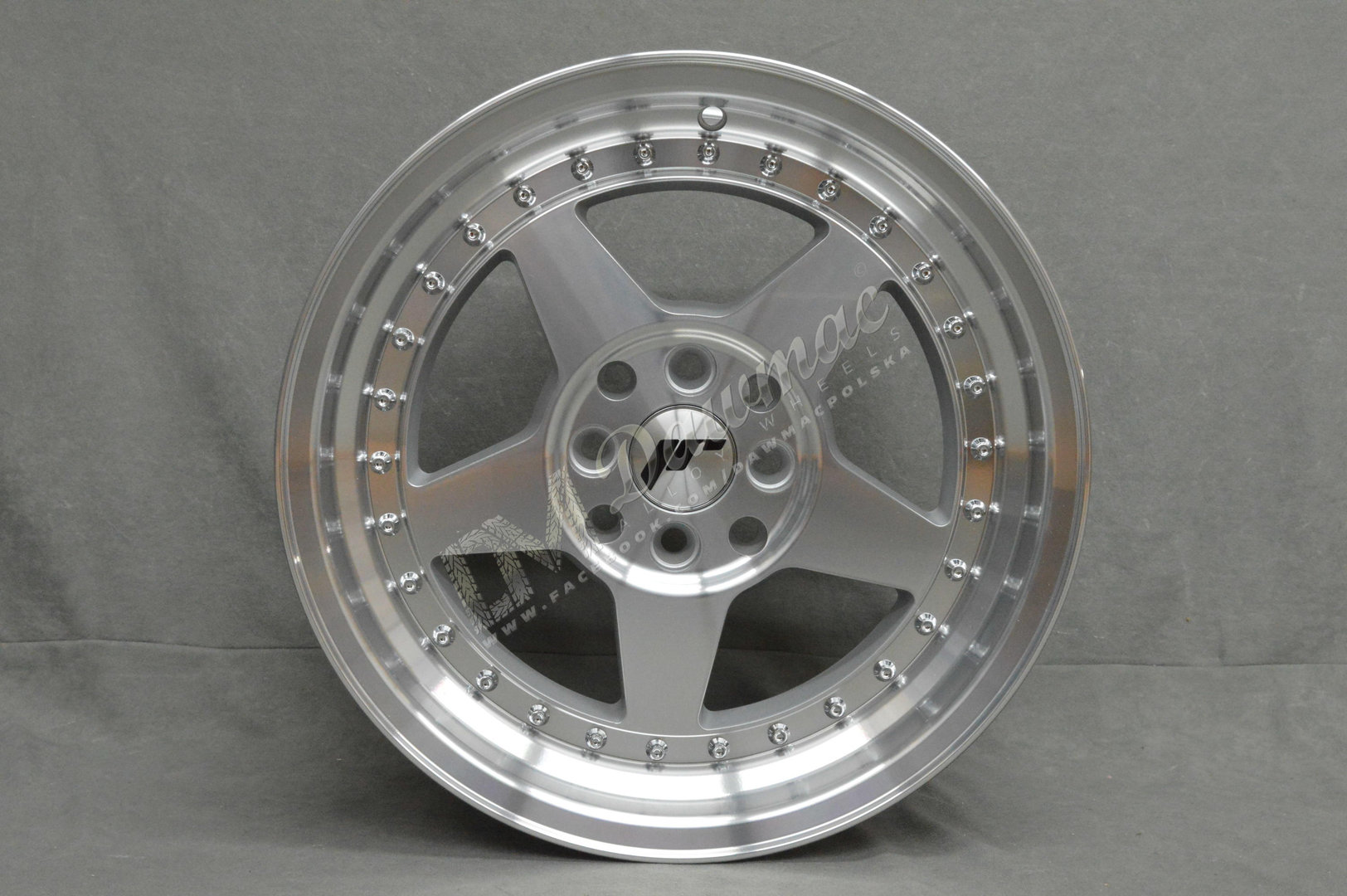 Japan Racing JR6 16" 7J ET35 4x100/4x114,3 Silver Machined Face - obrazek 2