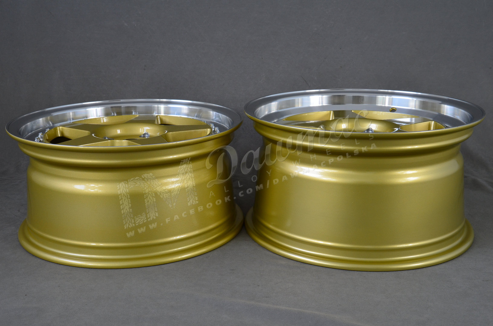 Japan Racing JR6 17" 10J ET20 BLANK Gold w/ Machined Lip - obrazek 7