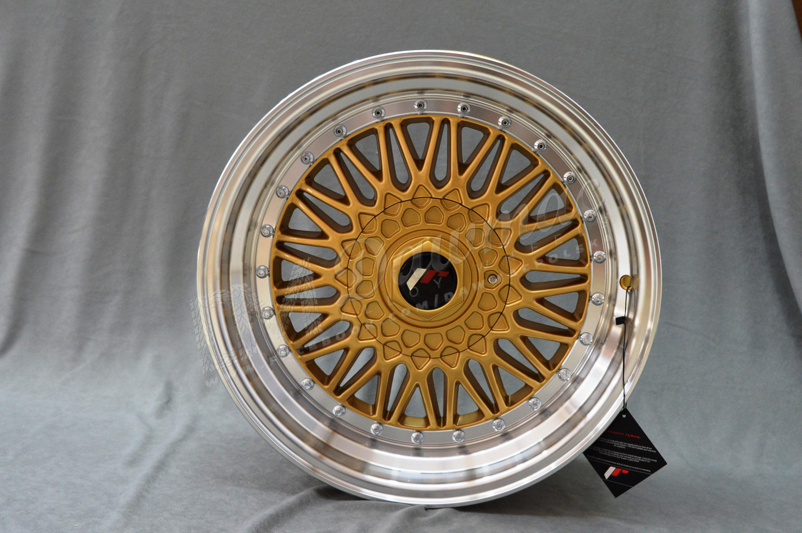 Japan Racing JR9 15" 7J ET20 + 8J ET20 BLANK Gold w/Machined Lip - obrazek 2