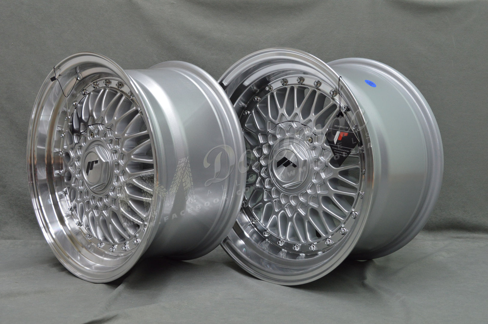 Japan Racing JR9 16" 7,5J ET25 + 9J ET20 4x100/4x108 Silver w/Machined Lip Silver Rivets - obrazek 4