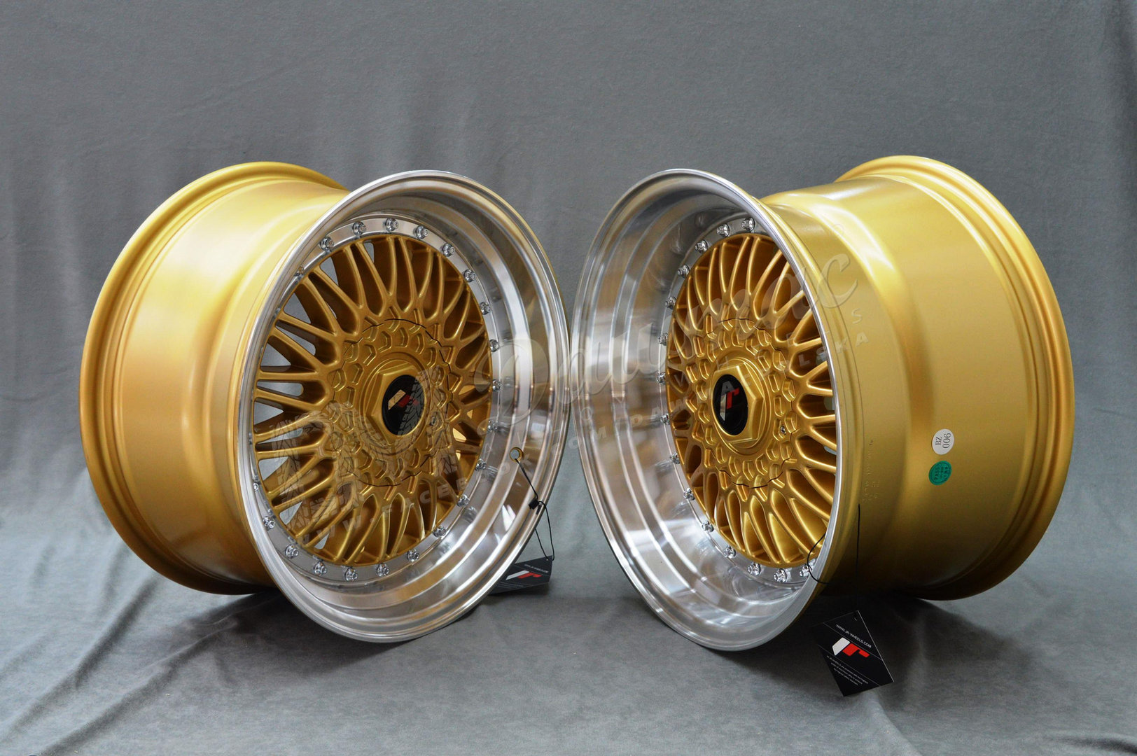 Japan Racing JR9 16" 8J ET25 + 9J ET20 BLANK Gold w/Machined Lip - obrazek 3
