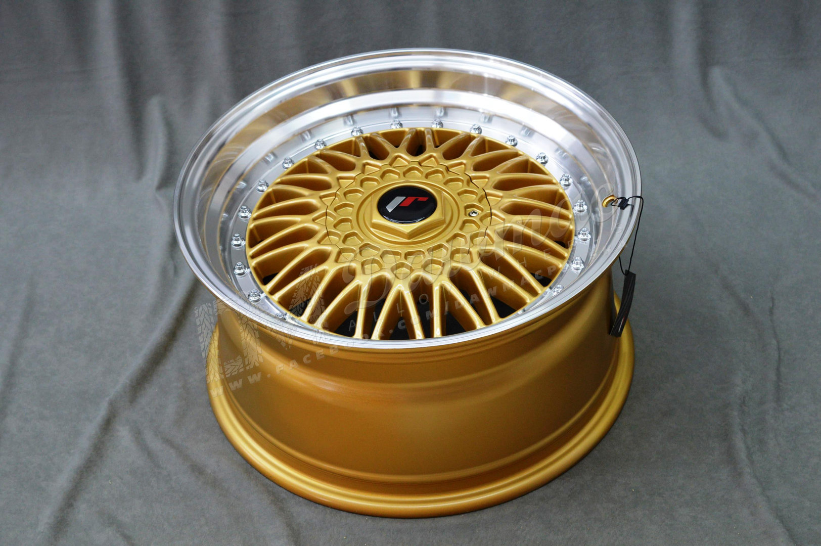 Japan Racing JR9 16" 9J ET20 4x100/4x108 Gold w/Machined Lip - obrazek 5