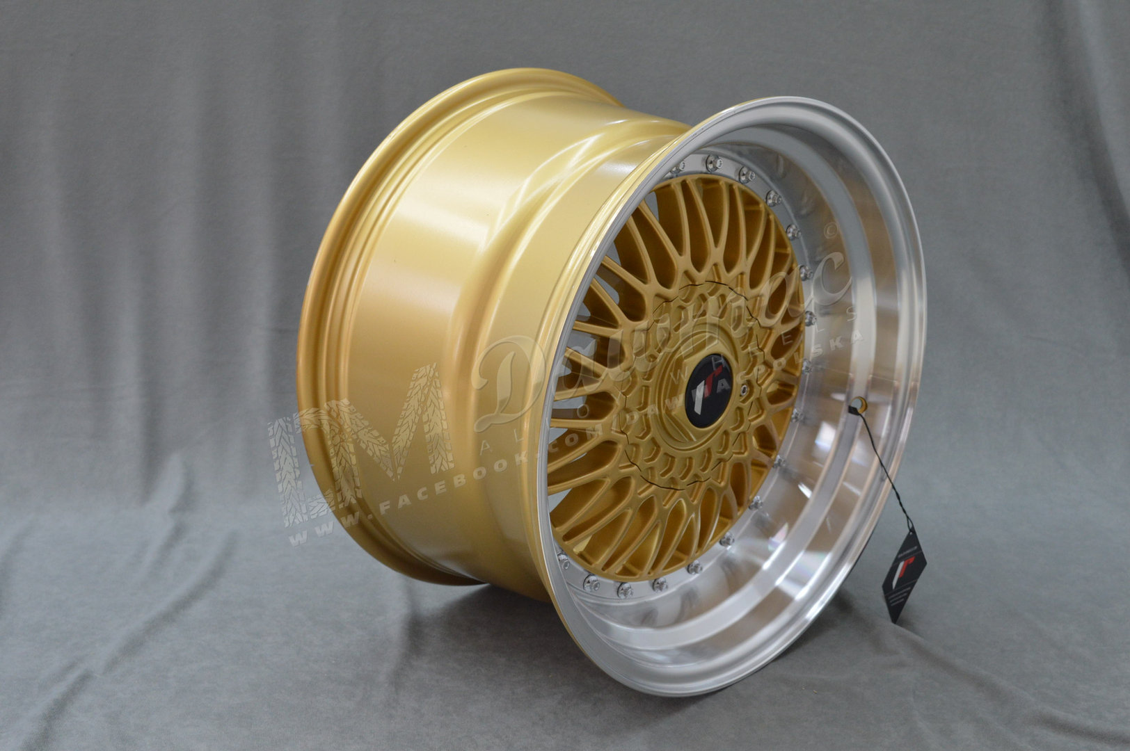 Japan Racing JR9 17" 10J ET20 BLANK Gold w/Machined Lip - obrazek 4