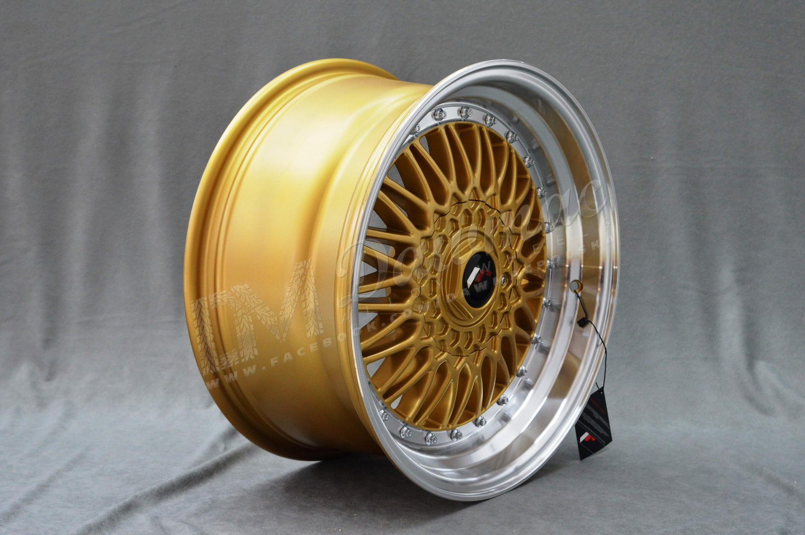 Japan Racing JR9 17" 7,5J ET20 4x100/4x108 Gold w/Machined Lip - obrazek 4