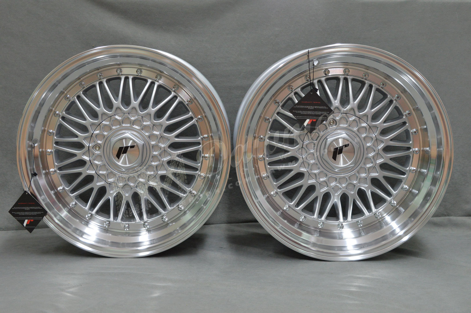 Japan Racing JR9 17" 8,5J ET20-ET35 + 10J ET20 BLANK Silver w/Machined Lip Silver Rivets - obrazek 2