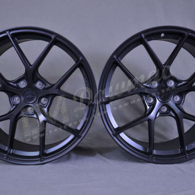 Japan Racing SL01 19" 8J ET20-ET40 + 9J ET20-ET51 BLANK Matt Black