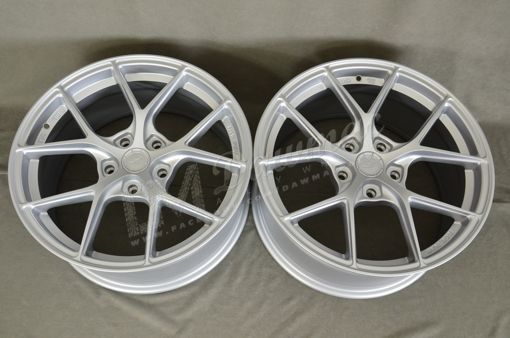 Japan Racing SL01 19" 8J ET20-ET40 + 9J ET20-ET51 BLANK Matt Silver - obrazek 6