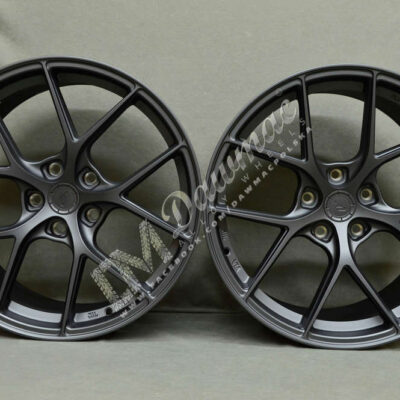 Japan Racing SL01 19" 9,5J ET25-40 + 10,5J ET25-40 BLANK Matt Gun Metal