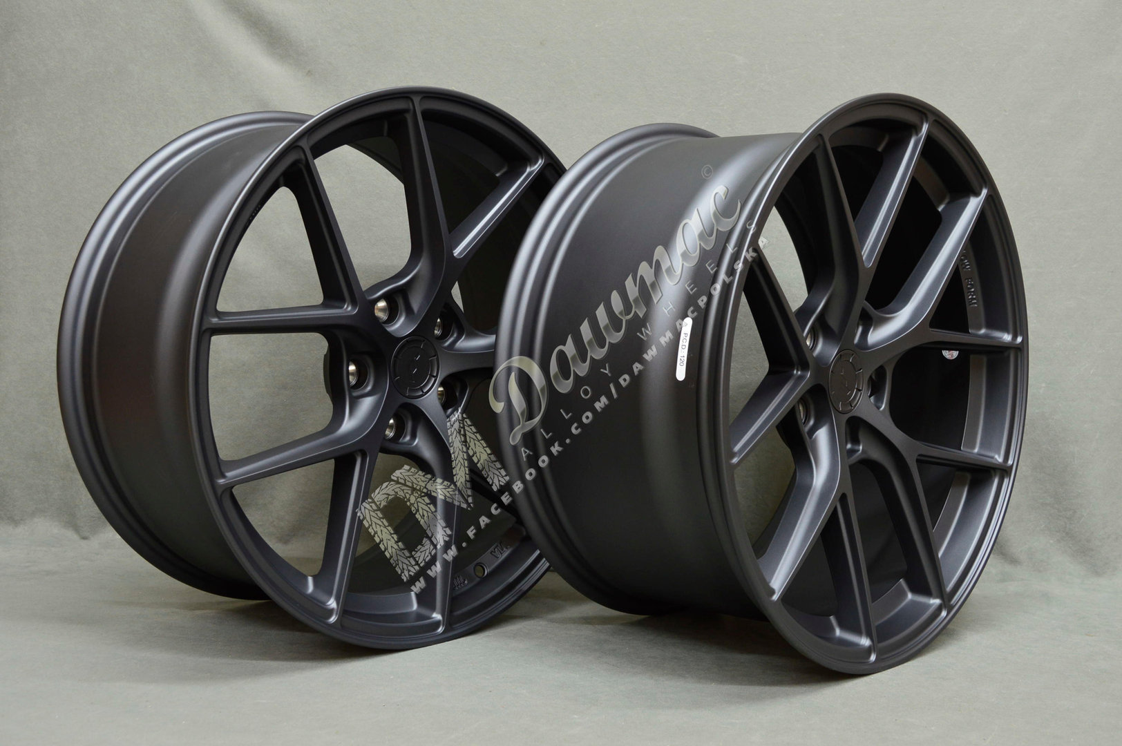 Japan Racing SL01 19" 9,5J ET25-40 + 10,5J ET25-40 BLANK Matt Gun Metal - obrazek 4