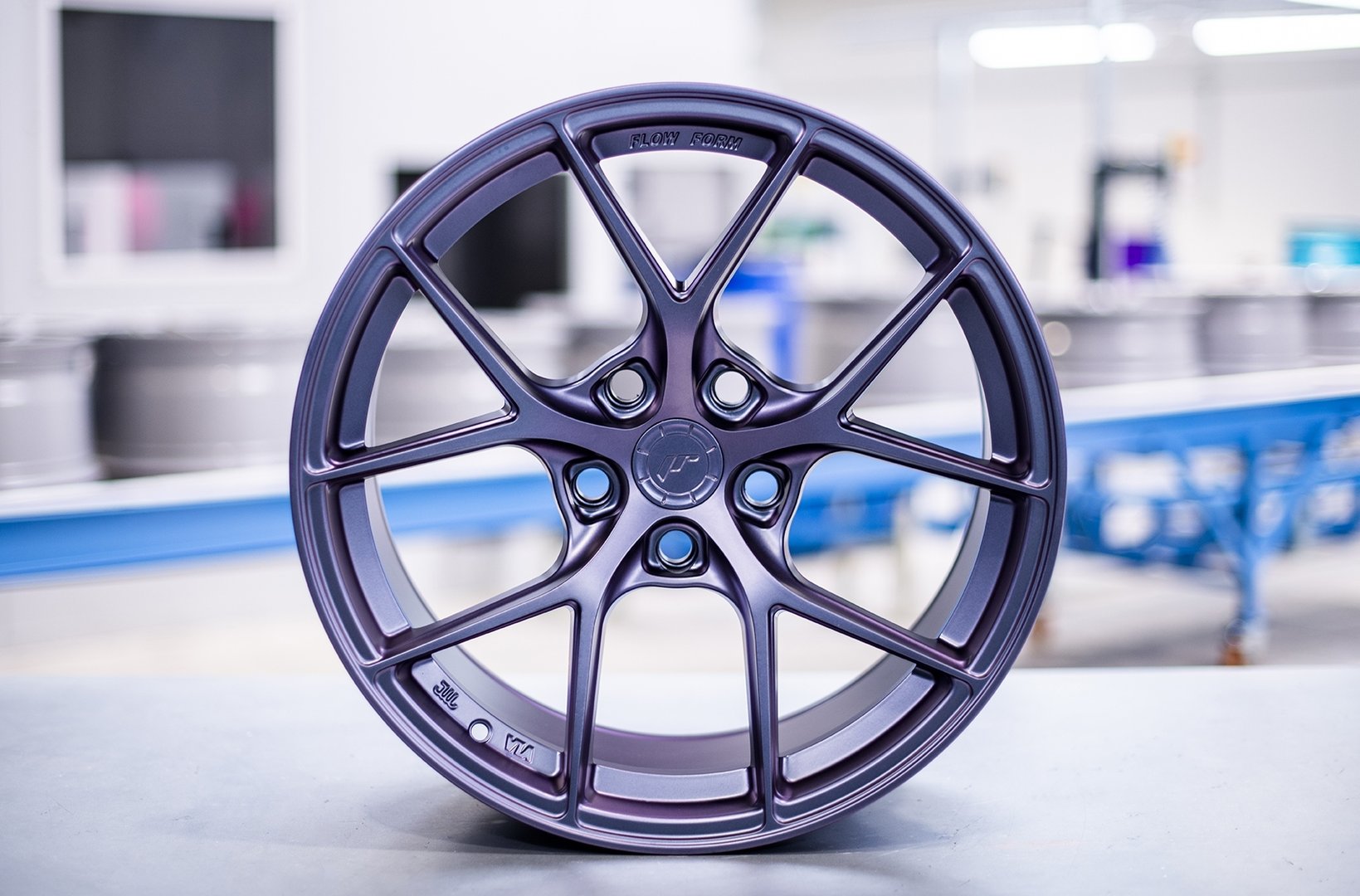 Japan Racing SL01 20" 8,5J ET20-ET45 + 10J ET15-ET48 BLANK Custom Finish - obrazek 9