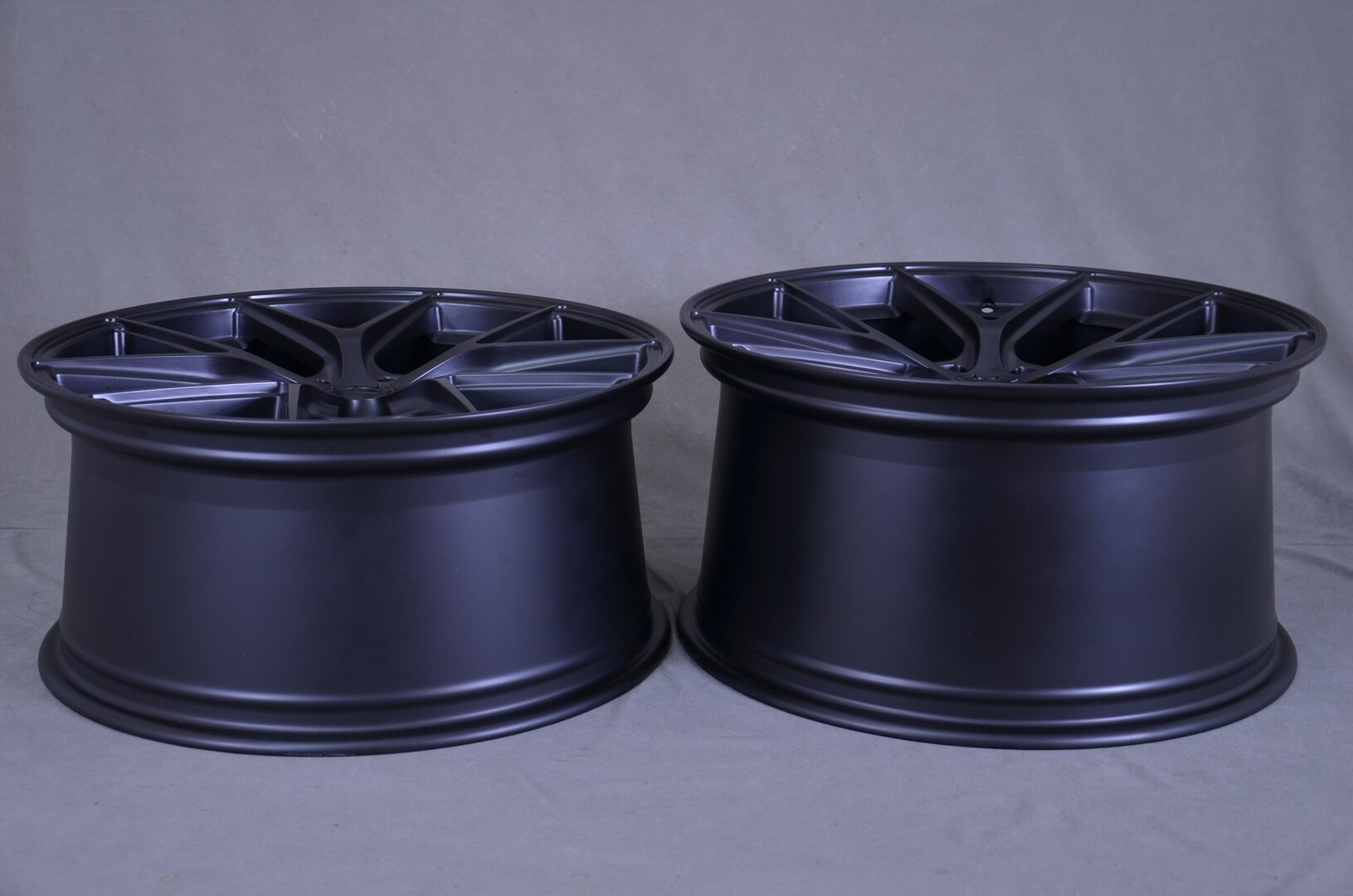 Japan Racing SL01 20" 8J ET20-ET40 + 9J ET20-ET51 BLANK Matt Black - obrazek 7