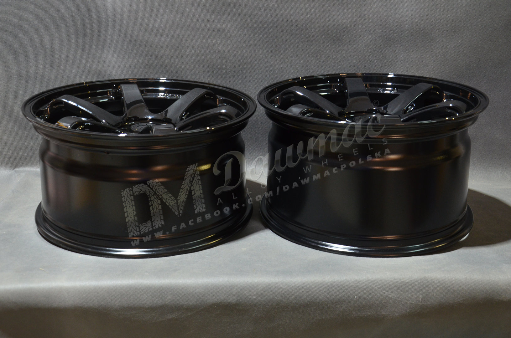 Japan Racing SL03 17" 8J ET20-ET42 + 9J ET32-ET50 BLANK Gloss Black - obrazek 7