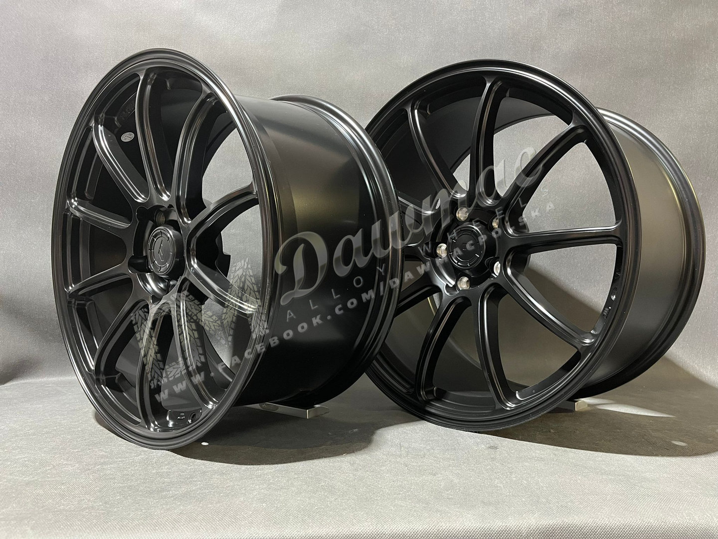 Japan Racing SL04 18" 8J ET20-ET35 + 9,5J ET20-ET35 BLANK Matt Black - obrazek 5