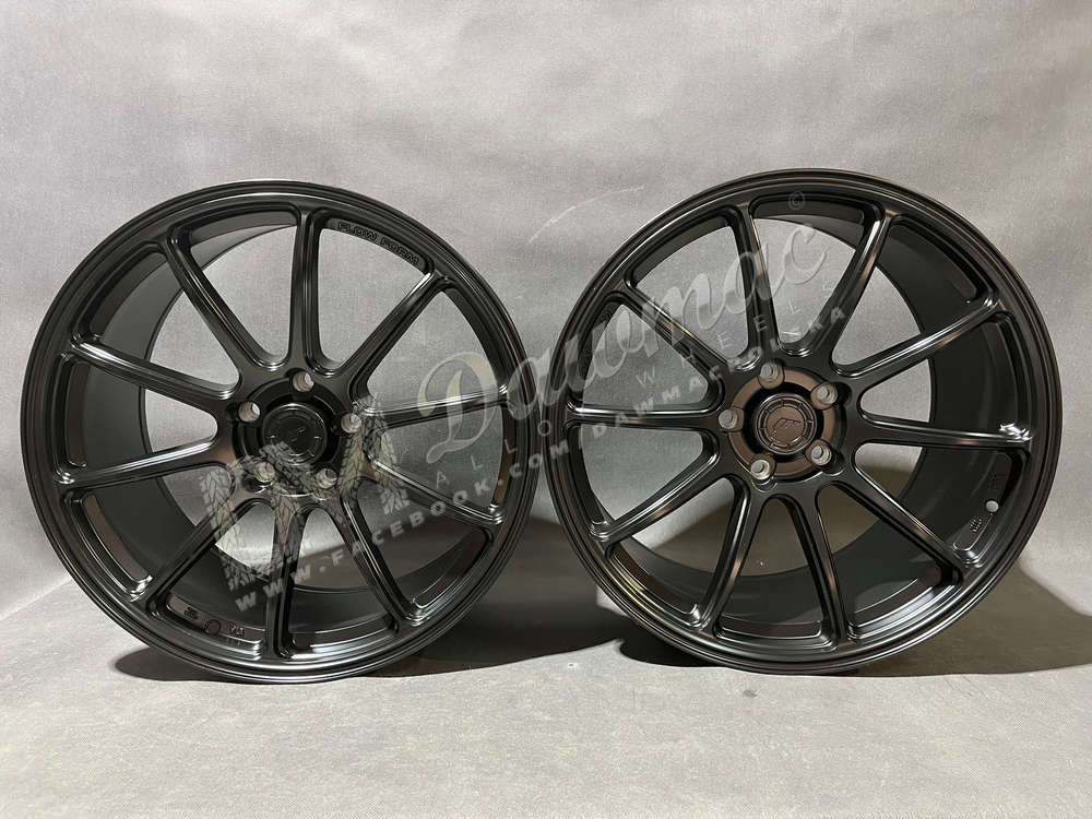 Japan Racing SL04 19" 8J ET20-ET40 + 9J ET20-ET51 BLANK Matt Black