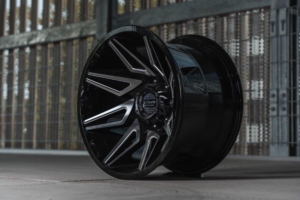 La Chanti LC-OF11 20" 12J ET-44 6x135/6x139,7 Black Machined - obrazek 3