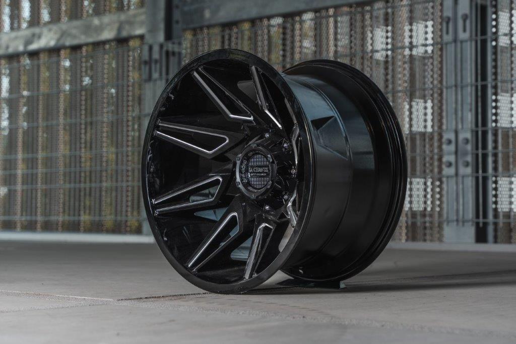 La Chanti LC-OF11 20" 12J ET-44 6x135/6x139,7 Gloss Black Milled - obrazek 3