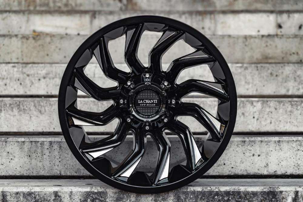 La Chanti LC-OF12 20" 12J ET-25 5x139,7 Gloss Black Milled
