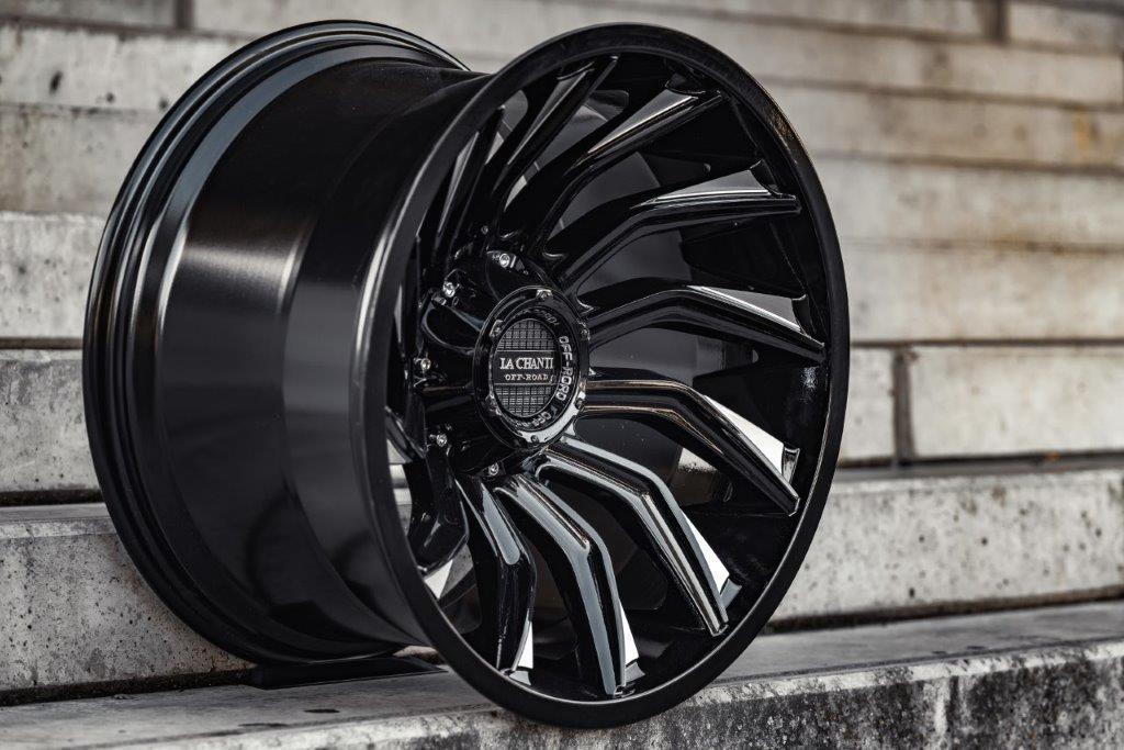 La Chanti LC-OF12 20" 12J ET-25 5x139,7 Gloss Black Milled - obrazek 4