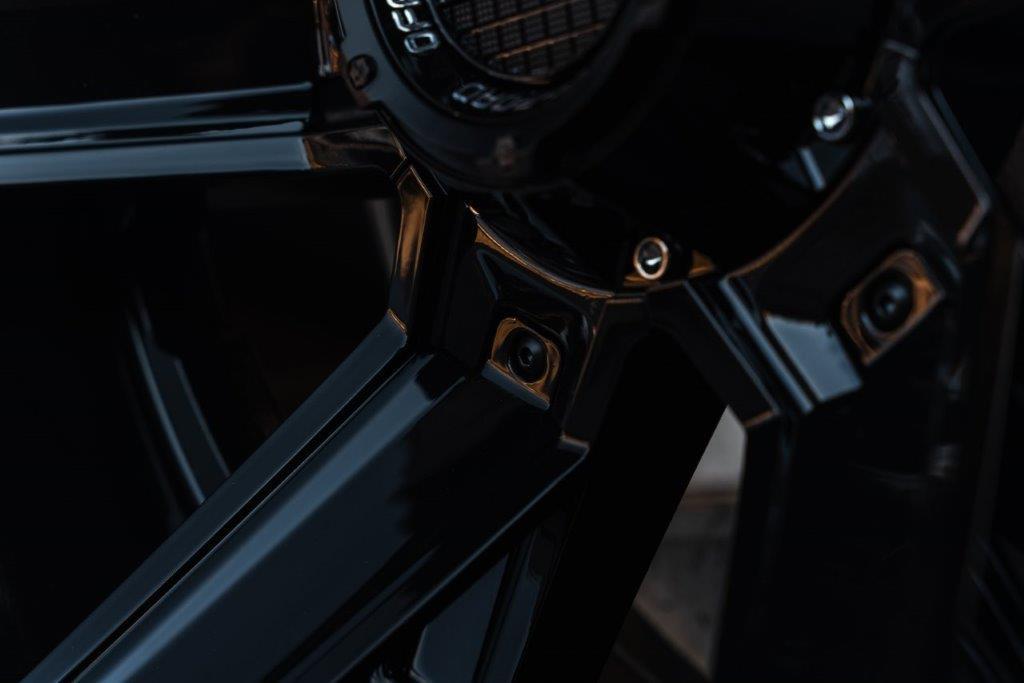 La Chanti LC-OF16 20" 10J ET-12 5x127/5x139,7 Gloss Black Milled - obrazek 9