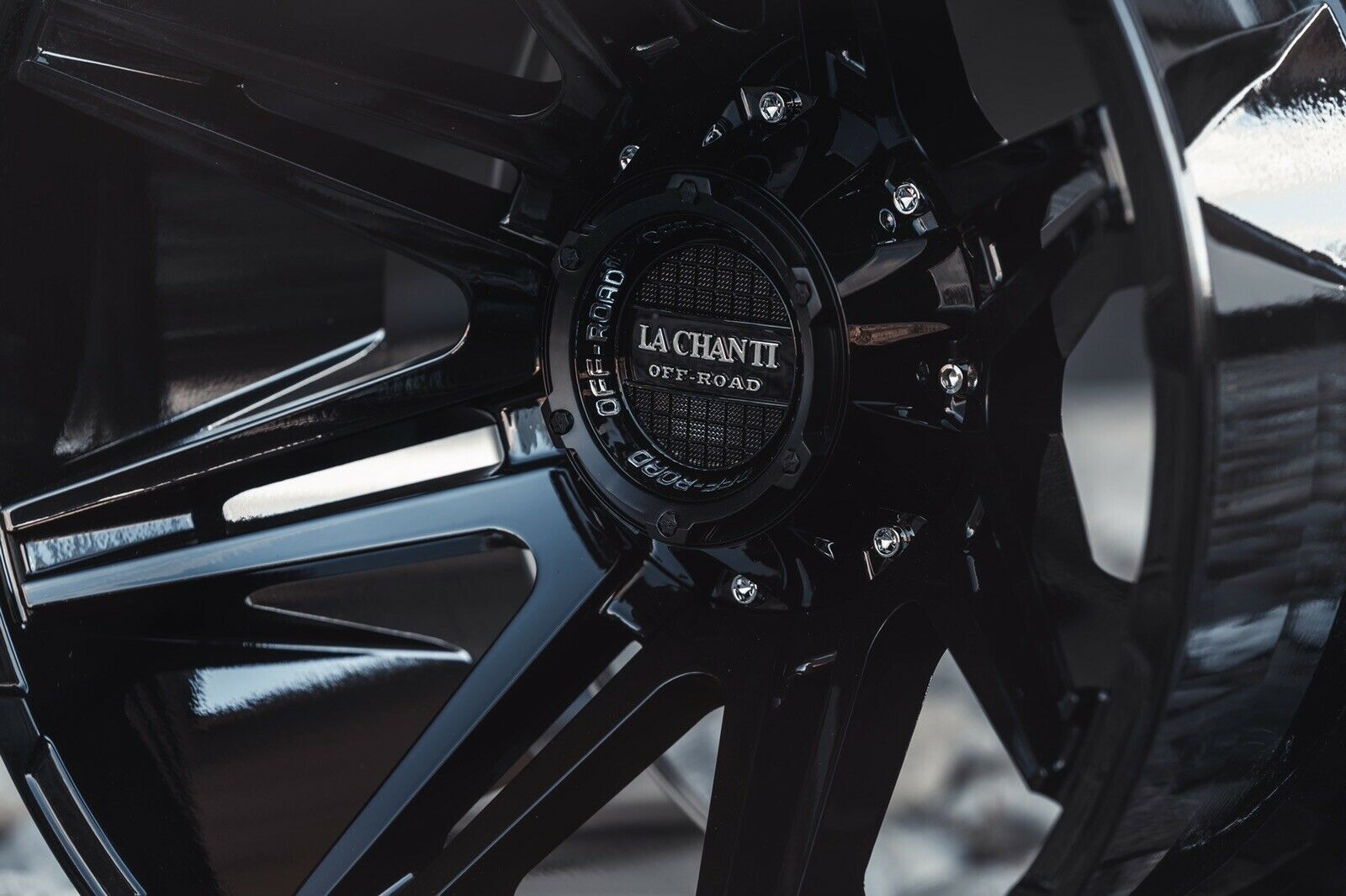 La Chanti LC-OF19 20" 12J ET-25 5x127/5x139,7 Gloss Black - obrazek 6