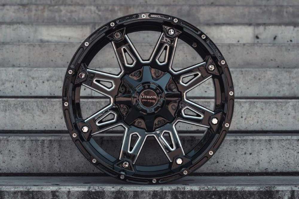 La Chanti LC-OF1 20" 9J ET0 6x136/6x139,7 Gloss Black Milled Spockes