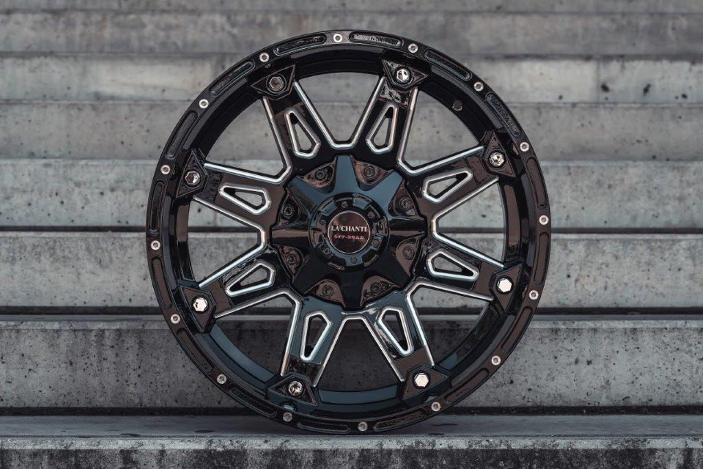La Chanti LC-OF1 20" 9J ET0 6x136/6x139,7 Gloss Black Milled Spockes - obrazek 2