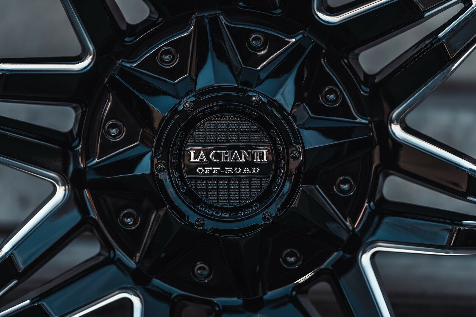 La Chanti LC-OF3 20" 9J ET0 6x135/6x139,7 Gloss Black Milled Spockes - obrazek 5