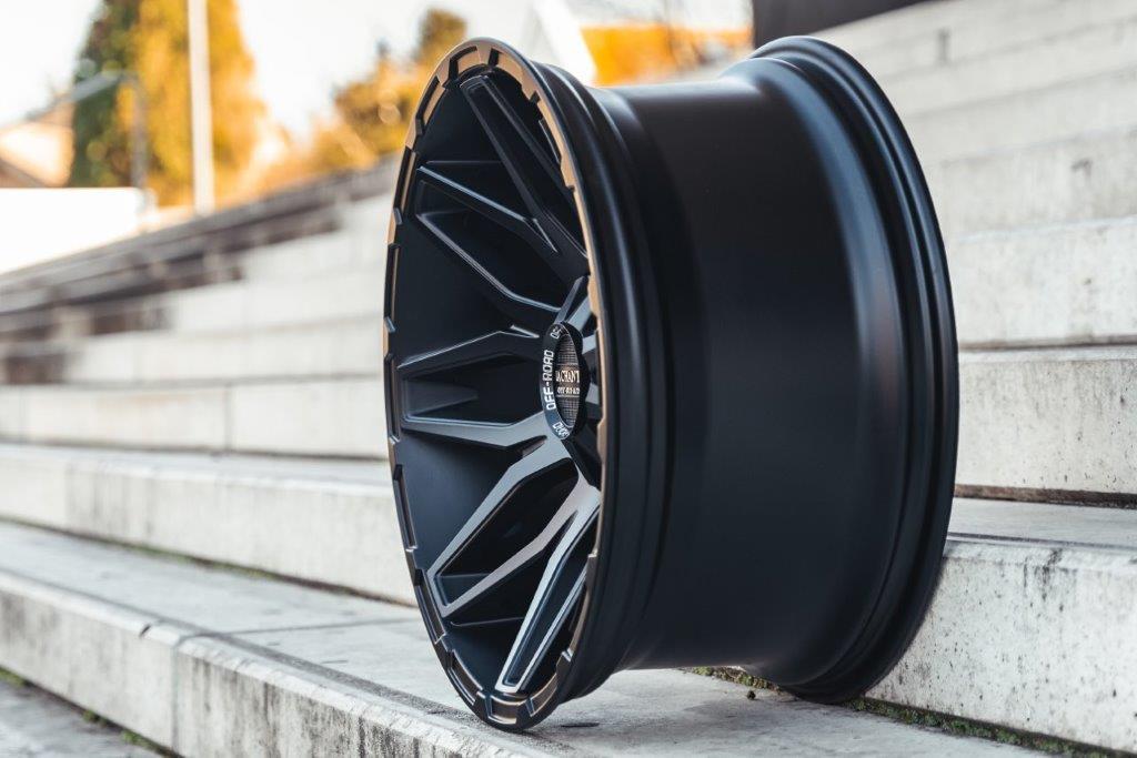 La Chanti LC-OF4 20" 10J ET-12 6x135/6x139,7 Matt Black - obrazek 4