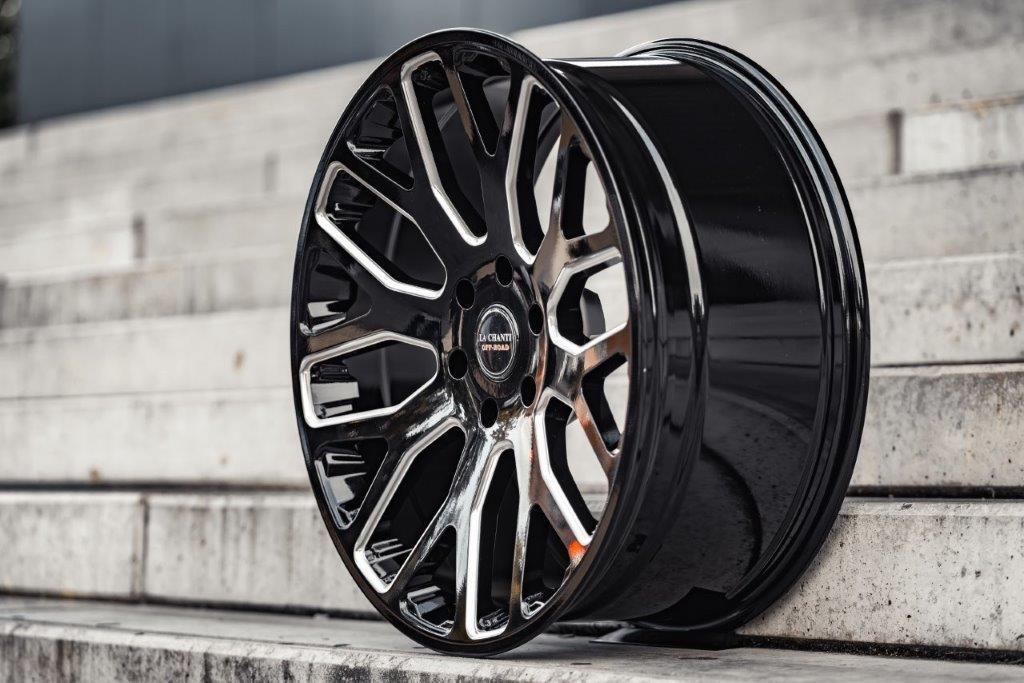 La Chanti LC-OF8 22" 9,5J ET12 5x139,7 Gloss Black Milled - obrazek 3