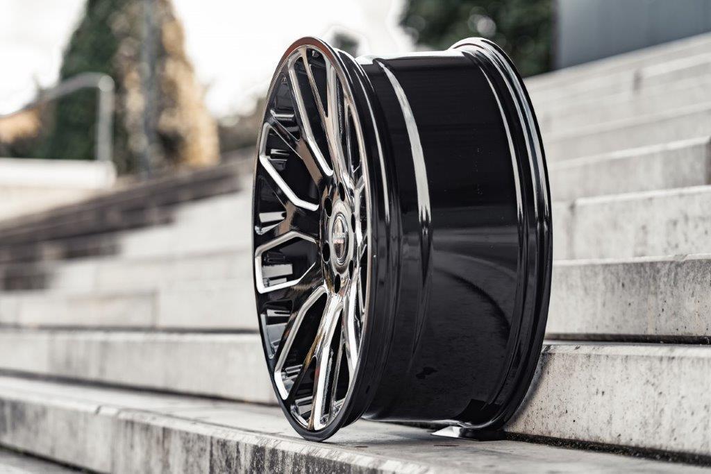 La Chanti LC-OF8 22" 9,5J ET12 5x139,7 Gloss Black Milled - obrazek 4