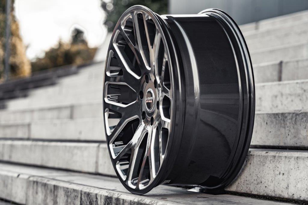 La Chanti LC-OF8 22" 9,5J ET12 6x139,7 Gloss Graphite Milled - obrazek 3
