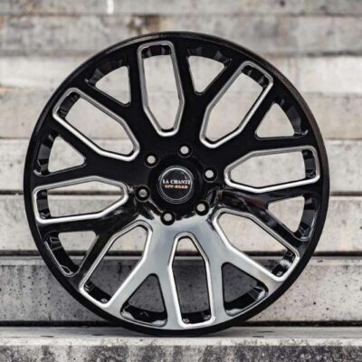 La Chanti LC-OF8 22" 9,5J ET32 6x135 Gloss Black Milled