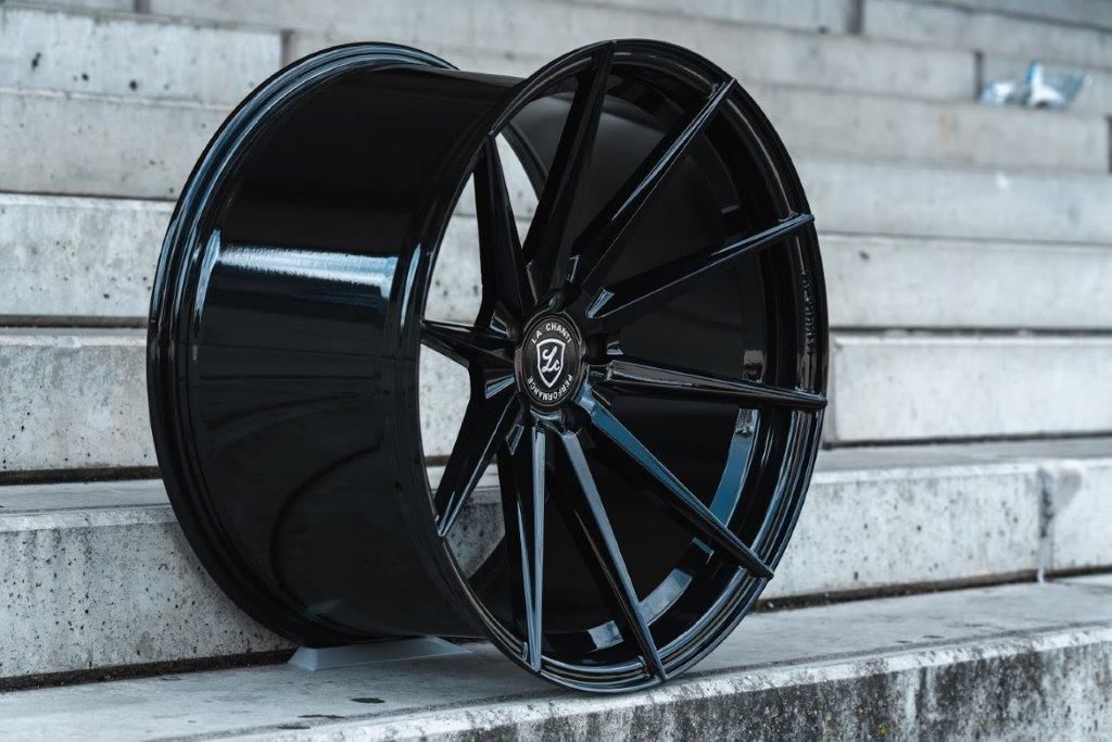 La Chanti LC-P10 20" 10J ET28/ET45 5x112 Glossy Black - obrazek 2