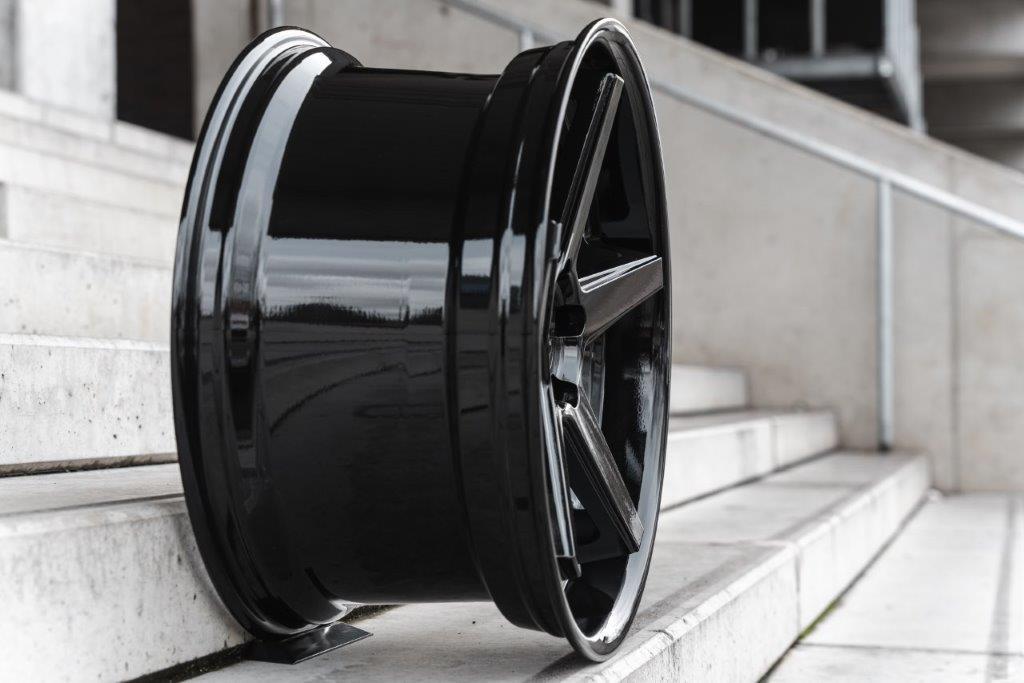 La Chanti LC-P13 20" 10,5J ET28/ET40 5x112 Glossy Black - obrazek 5