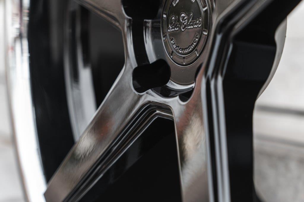 La Chanti LC-P13 20" 9J ET23/ET35 + 10,5J ET28/ET40 5x120 Glossy Black SS Lip - obrazek 8