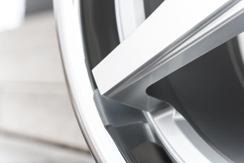 La Chanti LC-P13 20" 9J ET23/ET35 + 10,5J ET28/ET40 5x120 Machined Silver SS Lip - obrazek 7