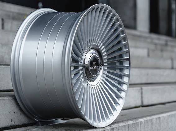 La Chanti LC-P19 21" 9J ET22 + 10,5J ET28 5x112 Machined Silver - obrazek 3