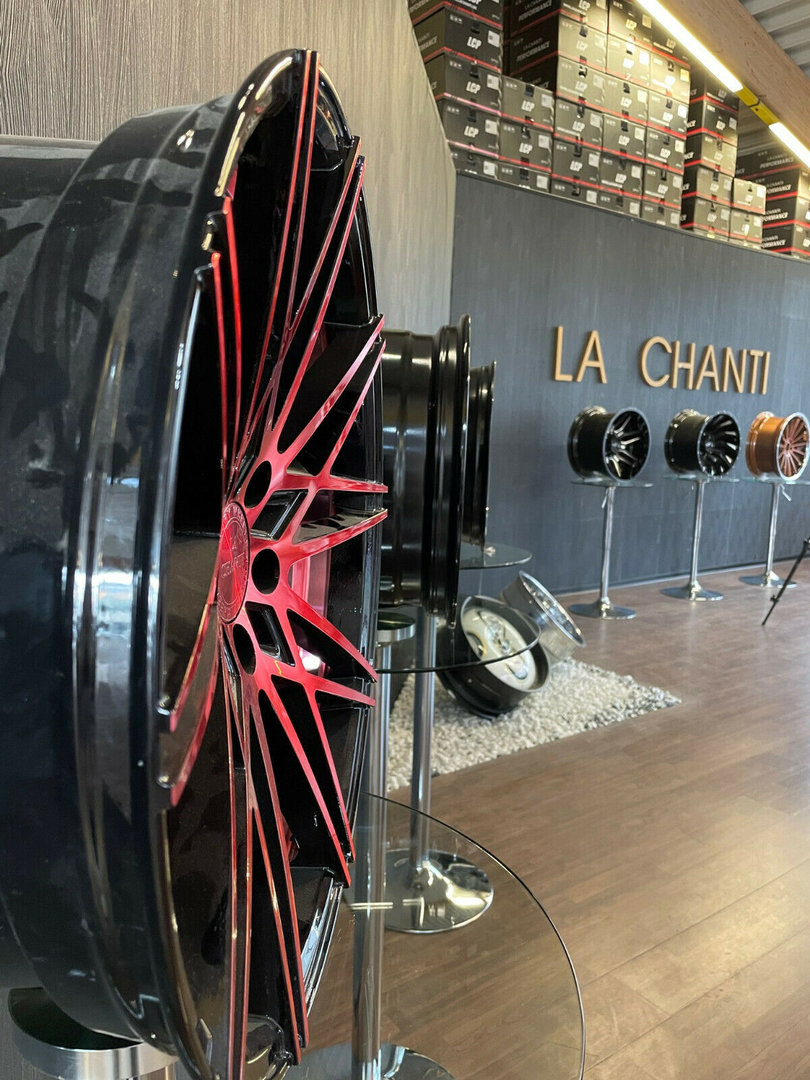 La Chanti LC-P1 20" 8,5J ET40 + 10J ET38 5x112 Gloss Black Red Spockes - obrazek 7