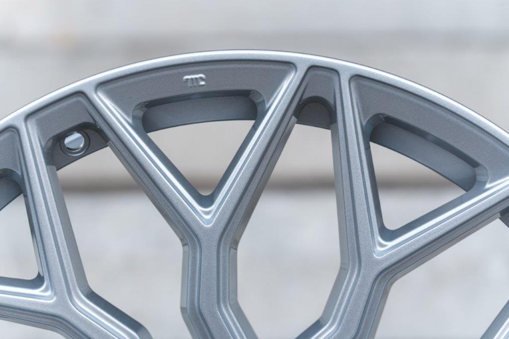 La Chanti LC-P2 20" 10J ET45 + 11J ET42 5x112 Silver Machined - obrazek 6