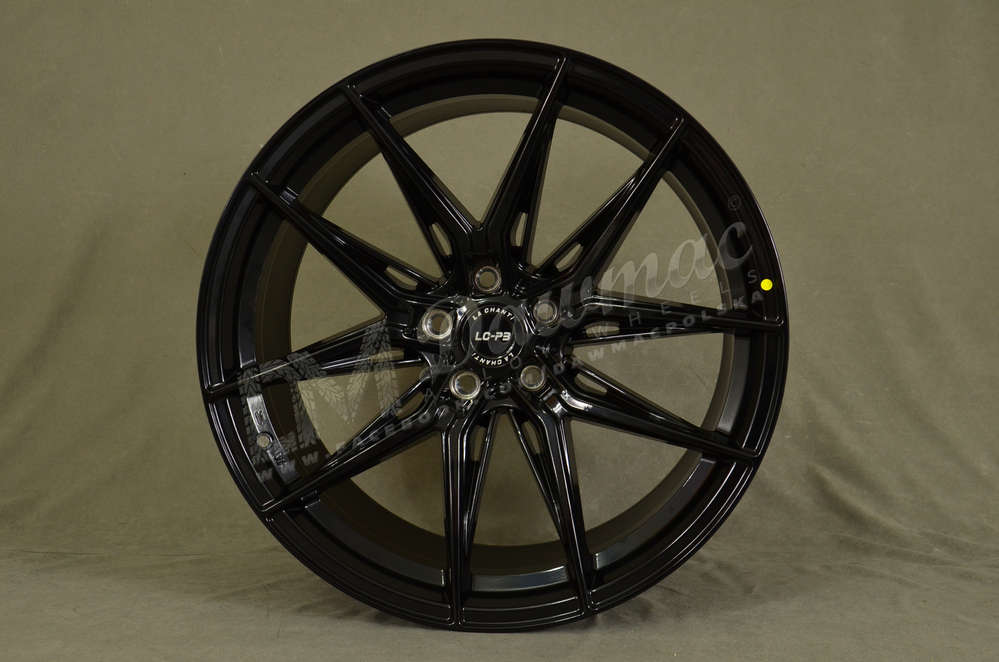 La Chanti LC-P3 20" 11J ET28/ET38 5x112 Glossy Black