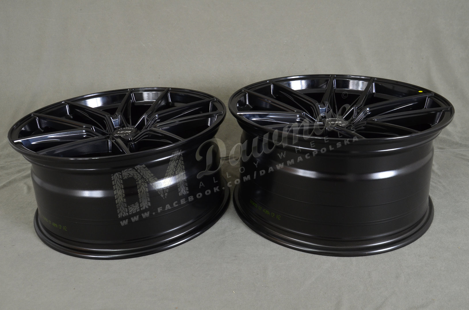 La Chanti LC-P3 20" 9J ET23/ET35 + 10J ET28/ET45 5x112 Glossy Black - obrazek 7